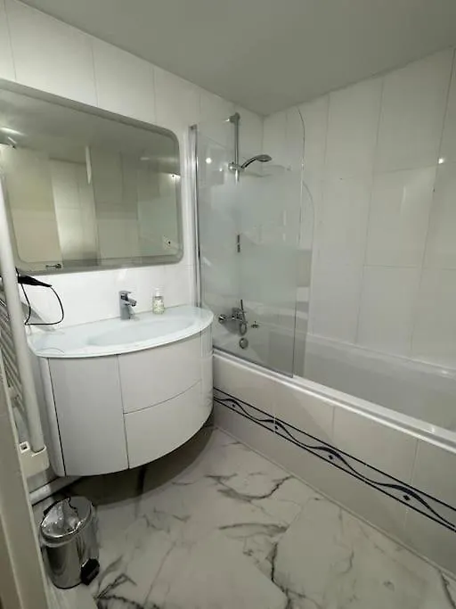 Apartment Duplex Pres Des Champs-elysees Paris